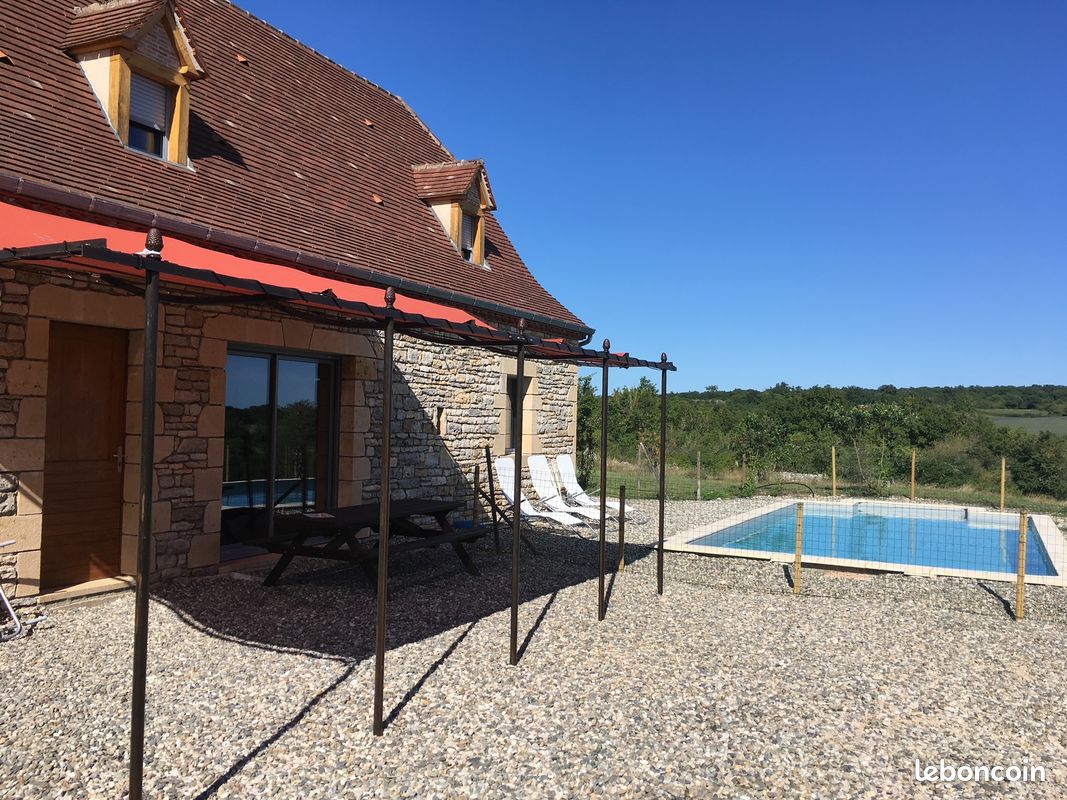 Maison indépendante avec piscine privée (image 1)