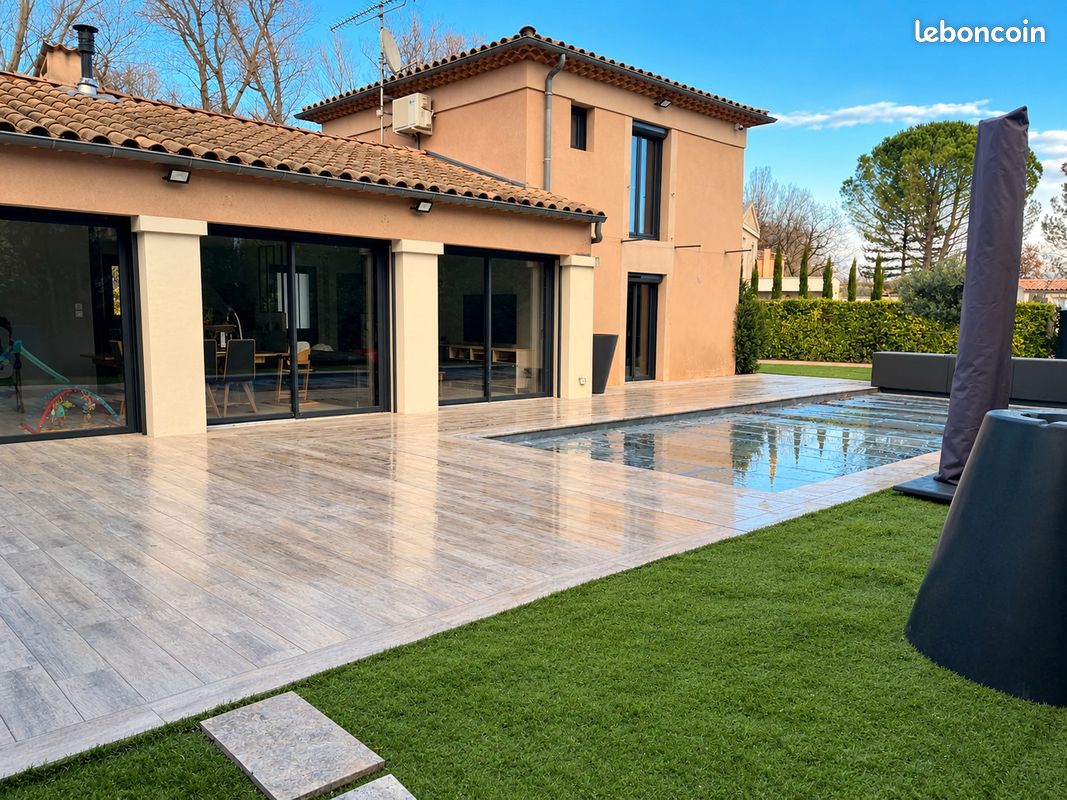 Maison 7 pièces 175 m² · à Montboucher-sur-Jabron · 175,2 m² · 585 000 €