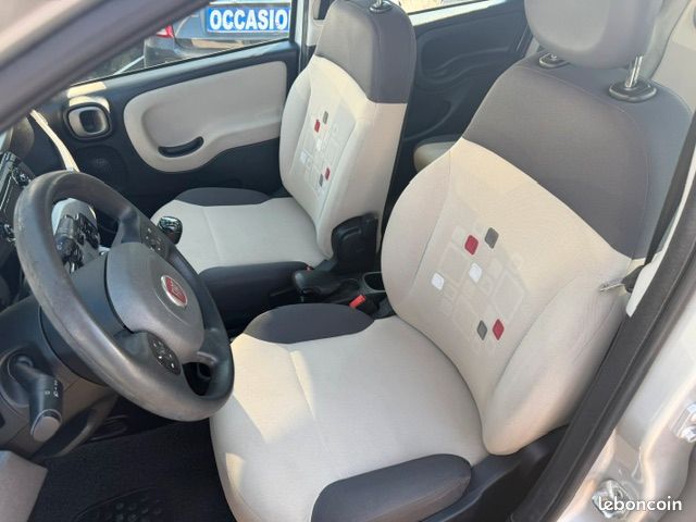 Fiat Panda 1.2 LOUNGE 5 PORTES 69CH (image 7)