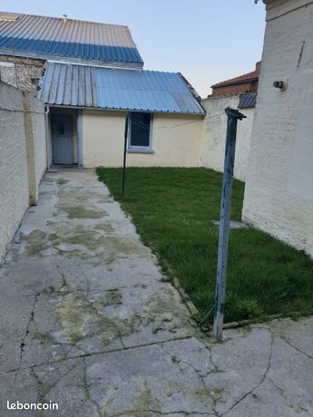 https://img.leboncoin.fr/api/v1/lbcpb1/images/1c/7d/21/1c7d21d58fddeae480ed42cc147664d2cb51a3c2.jpg?rule=ad-image
