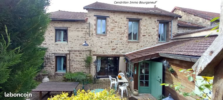 Maison 8 pièces 187 m²