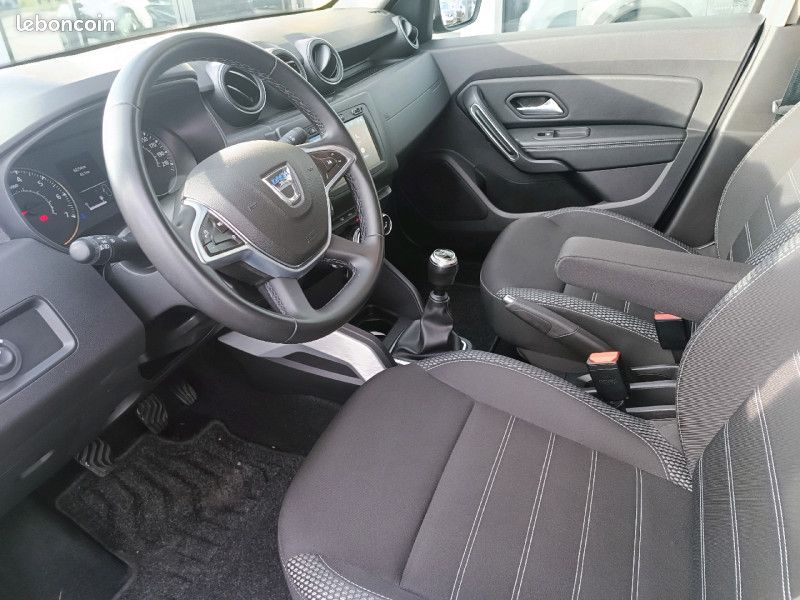 Dacia DUSTER 1.5 BLUE DCI 115CH PRESTIGE 4X2 E6U (image 18)