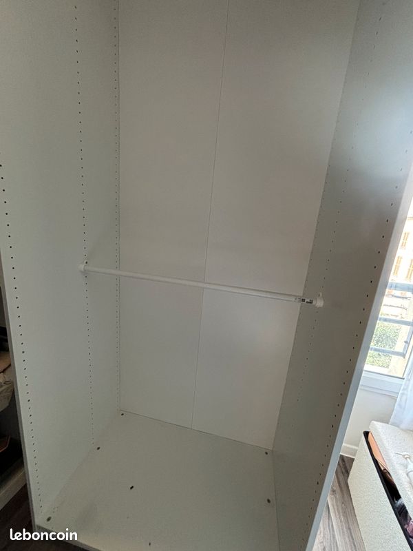 Caisson IKEA ARMOIRE (image 1)