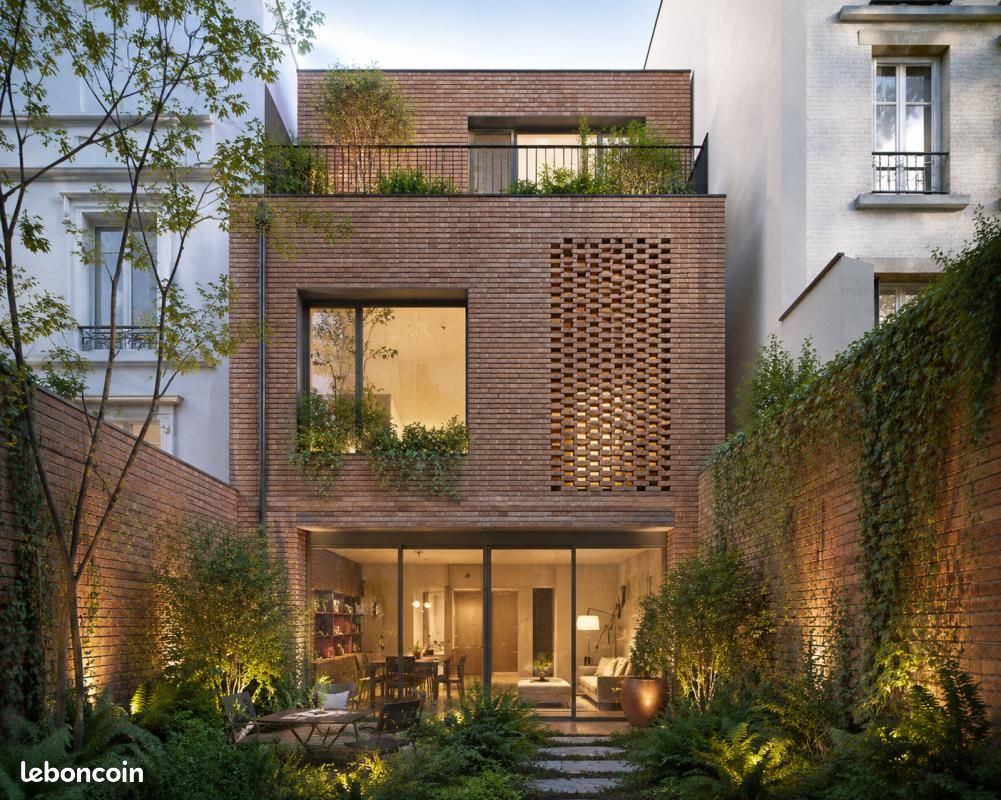 Maison 5 pièces 102 m² · à Paris · 102 m² · 1 590 000 €