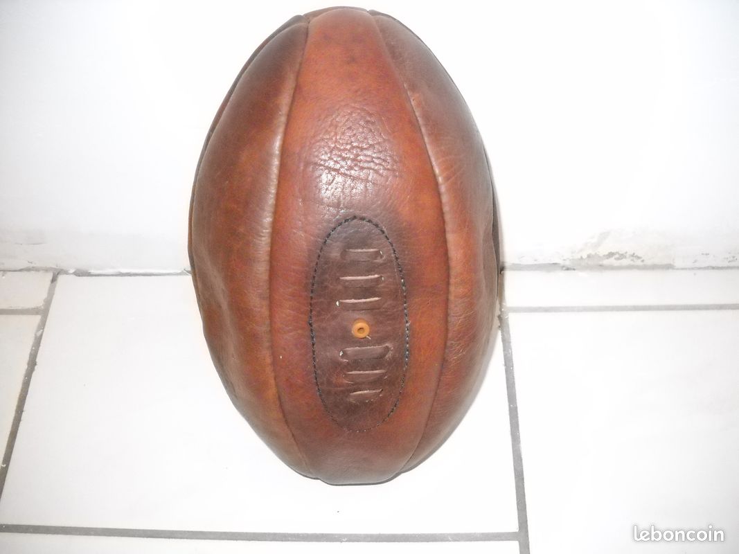 Ballon de rugby Eden Park Franck Caoutchouc Bleu Foncé / Rose E24AHTBA0004