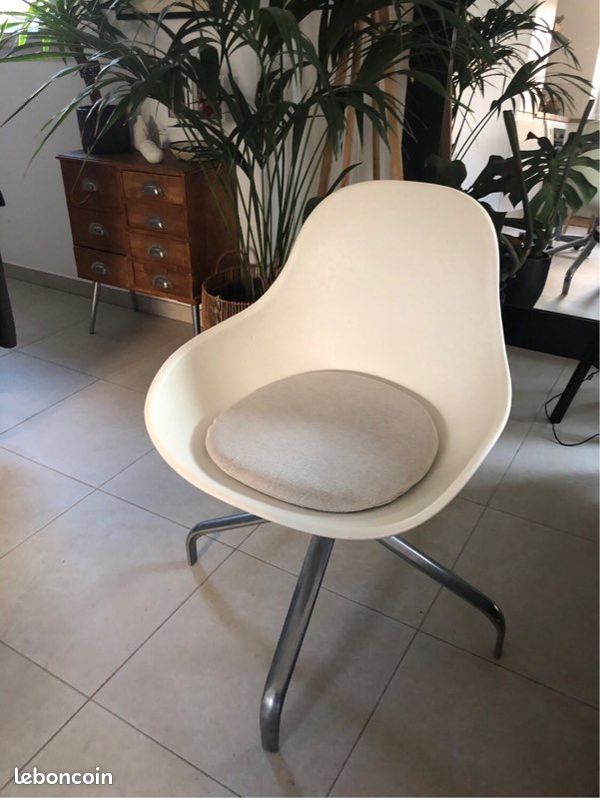 Fauteuil pivotant Jakob chris martin pour ikea