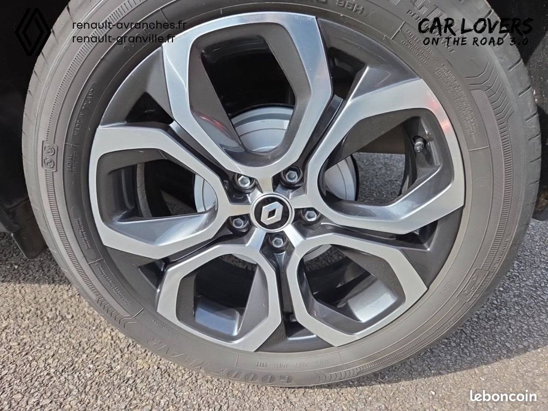 RENAULT Captur TCe 90 Techno (image 6)