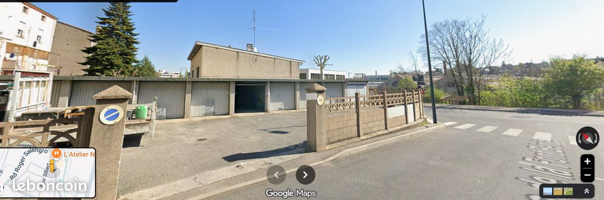 Parking/box Saint-Chamond · 60 €/mois