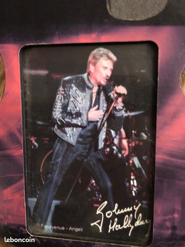 cadre plexiglas gravé gravure johnny hallyday 10X15 +trous+chevilles