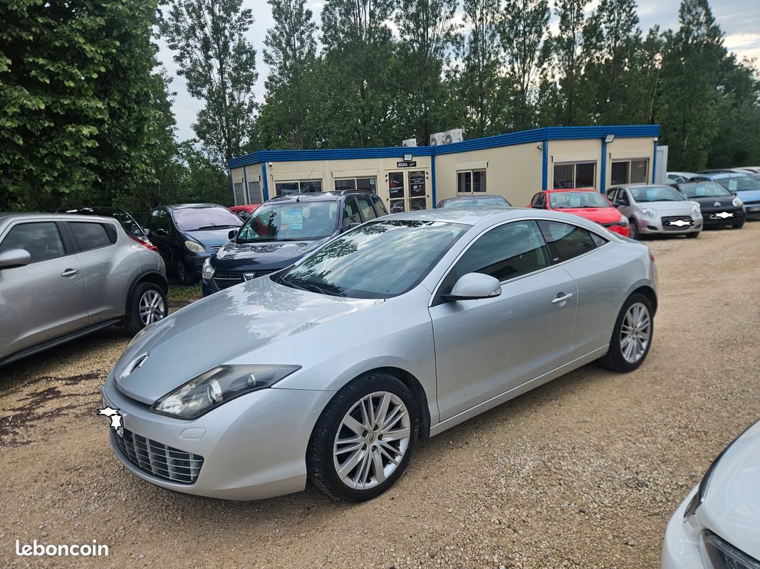 RENAULT Laguna III Phase 2 Coupé GT 2.0 dCi 16V FAP eco2 4RD 150 cv (image 2)