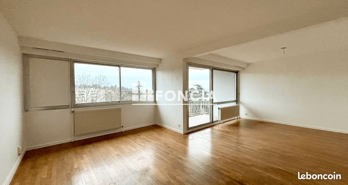 Appartement 5 pièces 110 m² · à Caluire-Et-Cuire · 110 m² · 1 320 €/mois