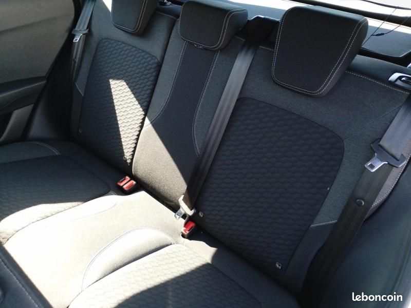 Ford Puma 1.0 EcoBoost 125ch S&S mHEV Titanium Powershift (image 13)