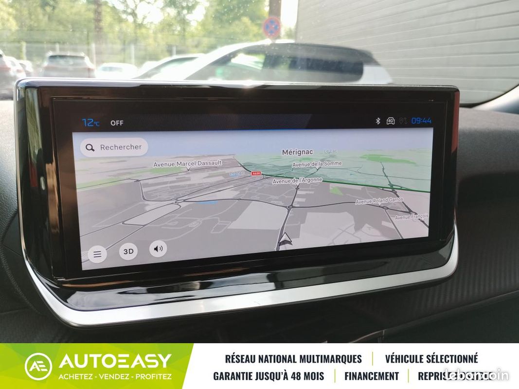 Peugeot 2008 II 1.2 Hybrid 145 E-DCS6 Allure *NEUF (image 12)