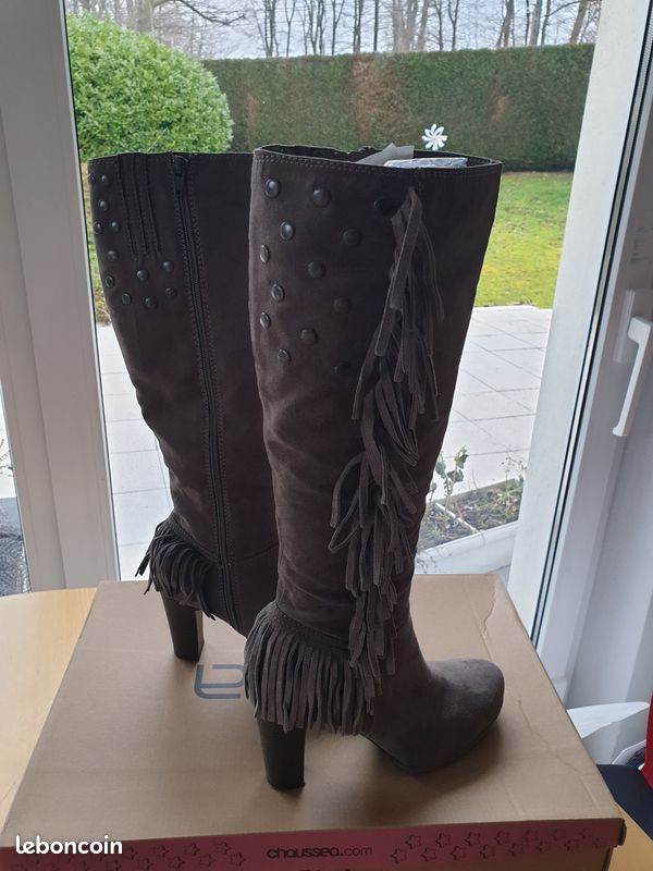 Bottes T 38, comme neuve (image 1)