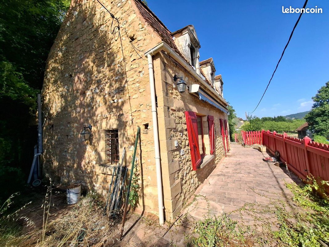 Maison 3 pièces 97 m² · à Coux Et Bigaroque-Mouzens · 97 m² · 107 400 €