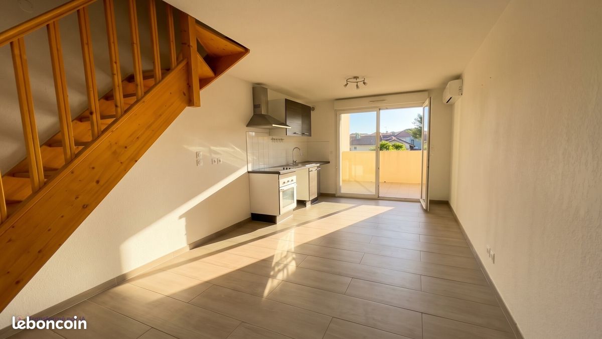 Appartement 2 pièces 38 m² · à Saint-Cyr-sur-Mer · 38 m² · 900 €/mois