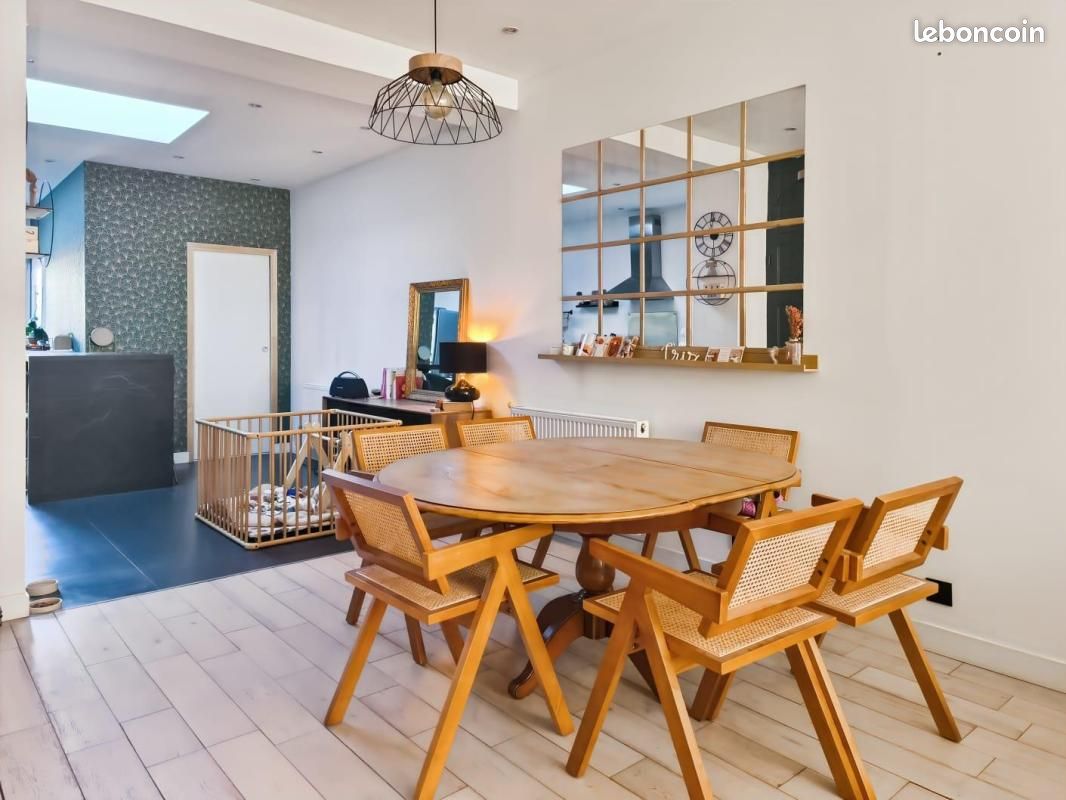 Maison 5 pièces 103 m² · à Roubaix · 103 m² · 1 150 €
