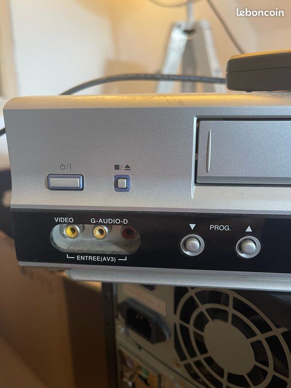 Magnétoscope LG C900 VHS 6 Têtes Hi-Fi – Fonctionnel, Télécommande Incluse