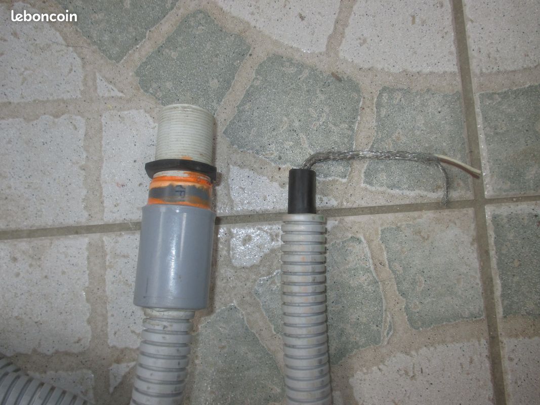 Palpeur Capteur capacitif détection Aliment renforcé NEUF (image 1)