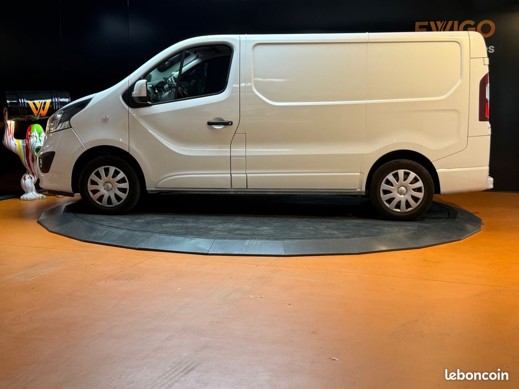 Opel vivaro vu fourgon 1.6 cdti bi-turbo 125 l1h1 ecoflex pack plus clim start-stop / gps / camera / mains-libre (image 18)