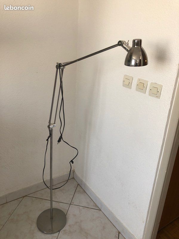 Liseuse (image 1)