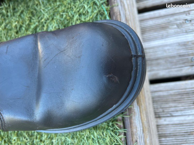 Paire bottines sécurité 44 (image 7)