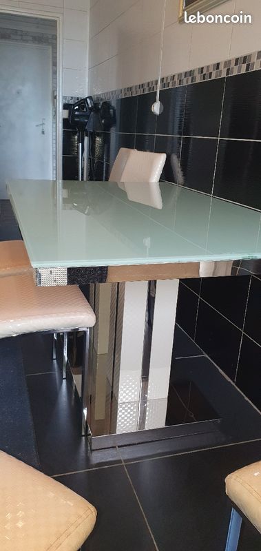 Table 6 chaises (image 2)
