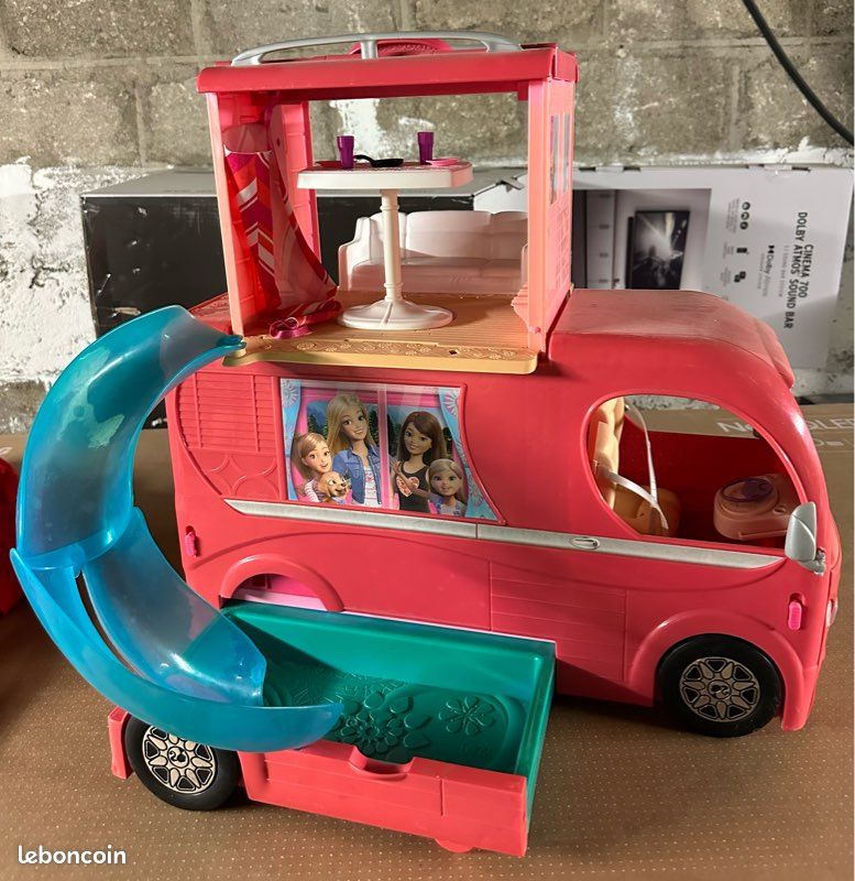 Camping car Barbie (image 1)