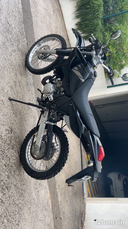 Yamaha 125 Dtr E (image 3)