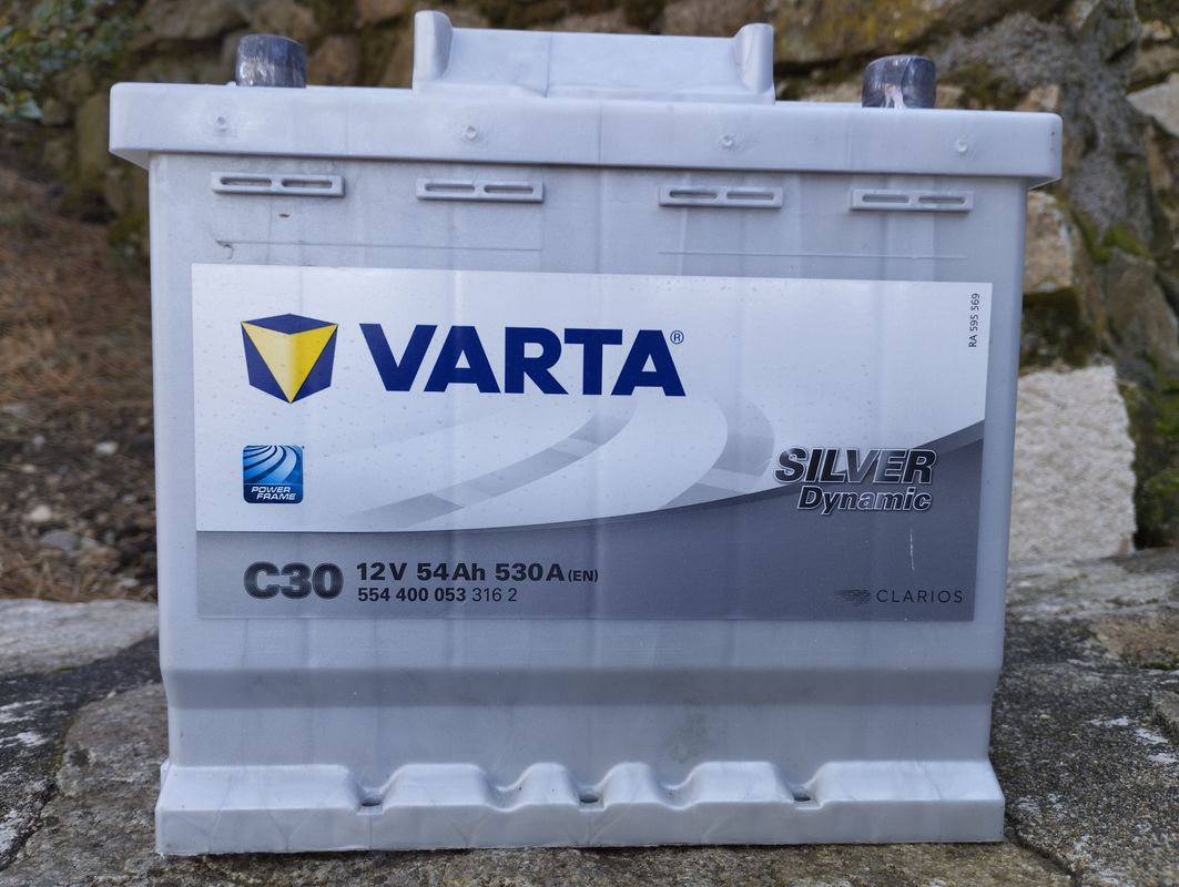 BATTERIA VARTA 12V 54AH 530A(EN) C30