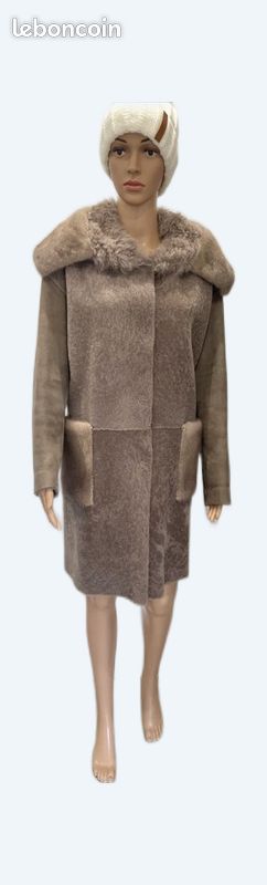 Manteau en fourrure avec une capuche en laine Manzoni 24 (image 2)