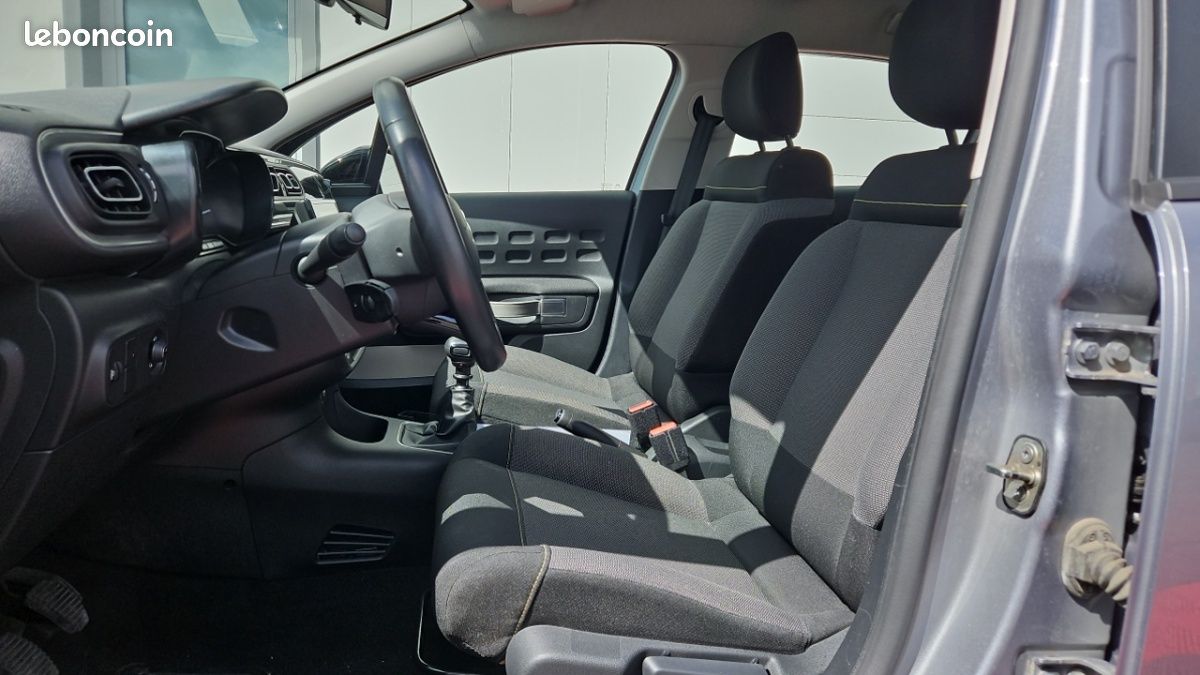Citroën C3 BLUEHDI 100 SS BVM6 SHINE (image 8)