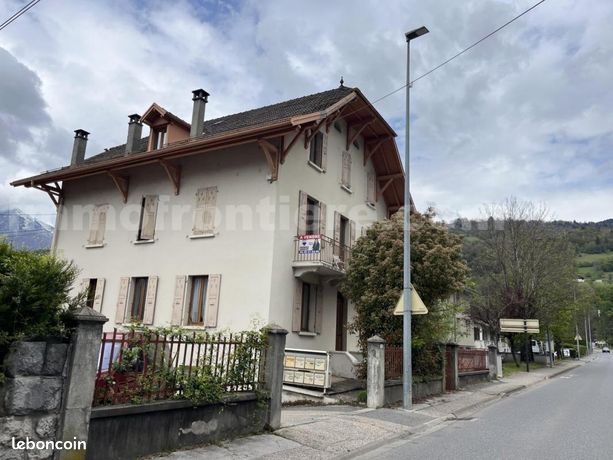 Immeuble 350 m² Cluses