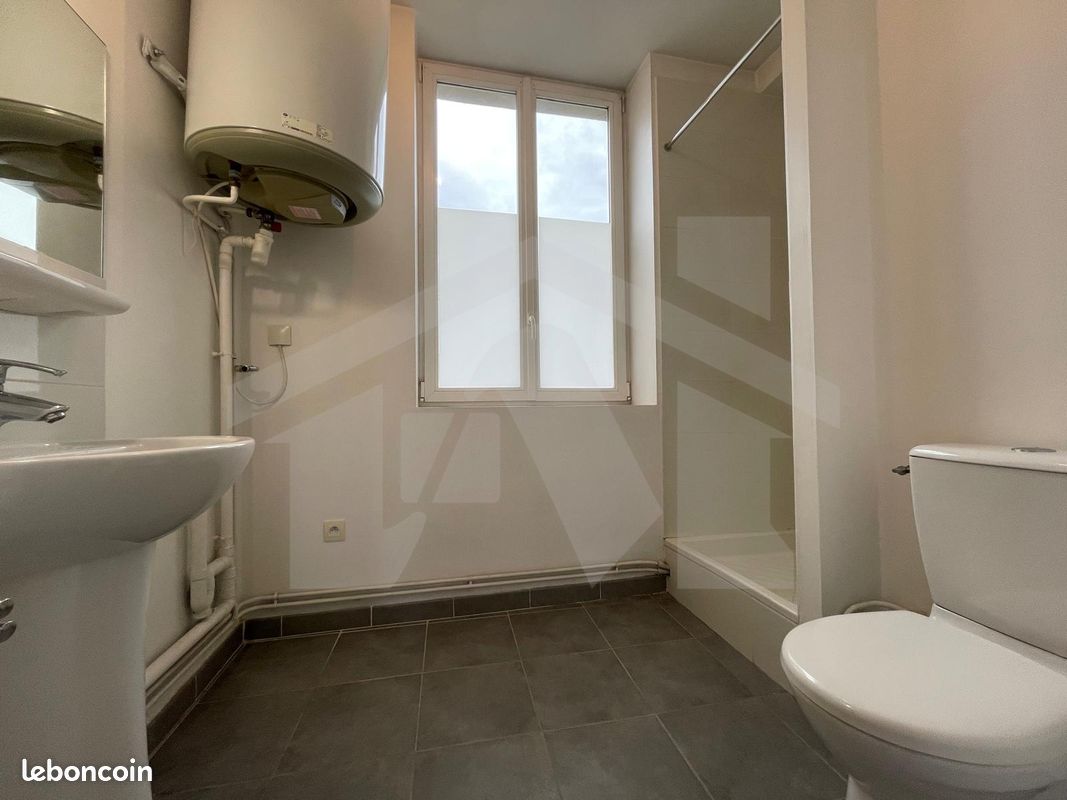 Appartement a louer saint-martin-d'heres - 1 pièce(s) - 22 m2 - Surfyn