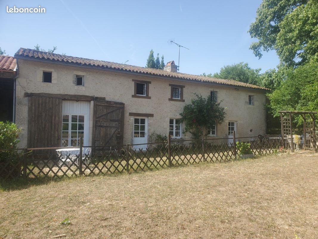 Gîte rural dans ferme équestre (image 1)