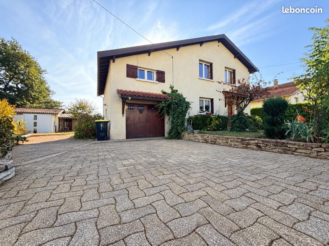 Maison 6 pièces 124 m² · à Jonage · 124 m² · 399 000 €