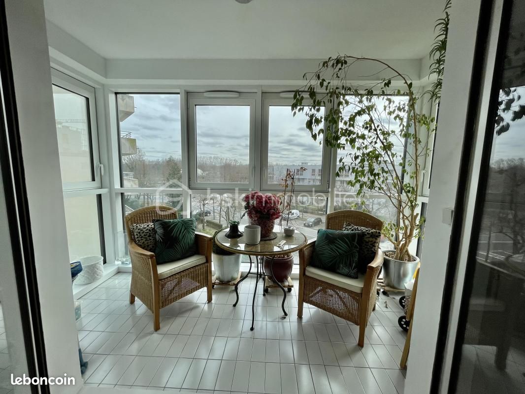 Appartement 4 pièces 111 m² · à Puteaux · 111 m² · 705 000 €