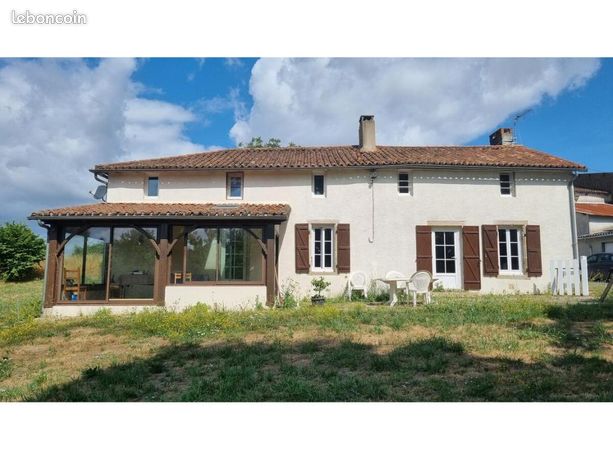 Propriété 9 pièces 181 m²