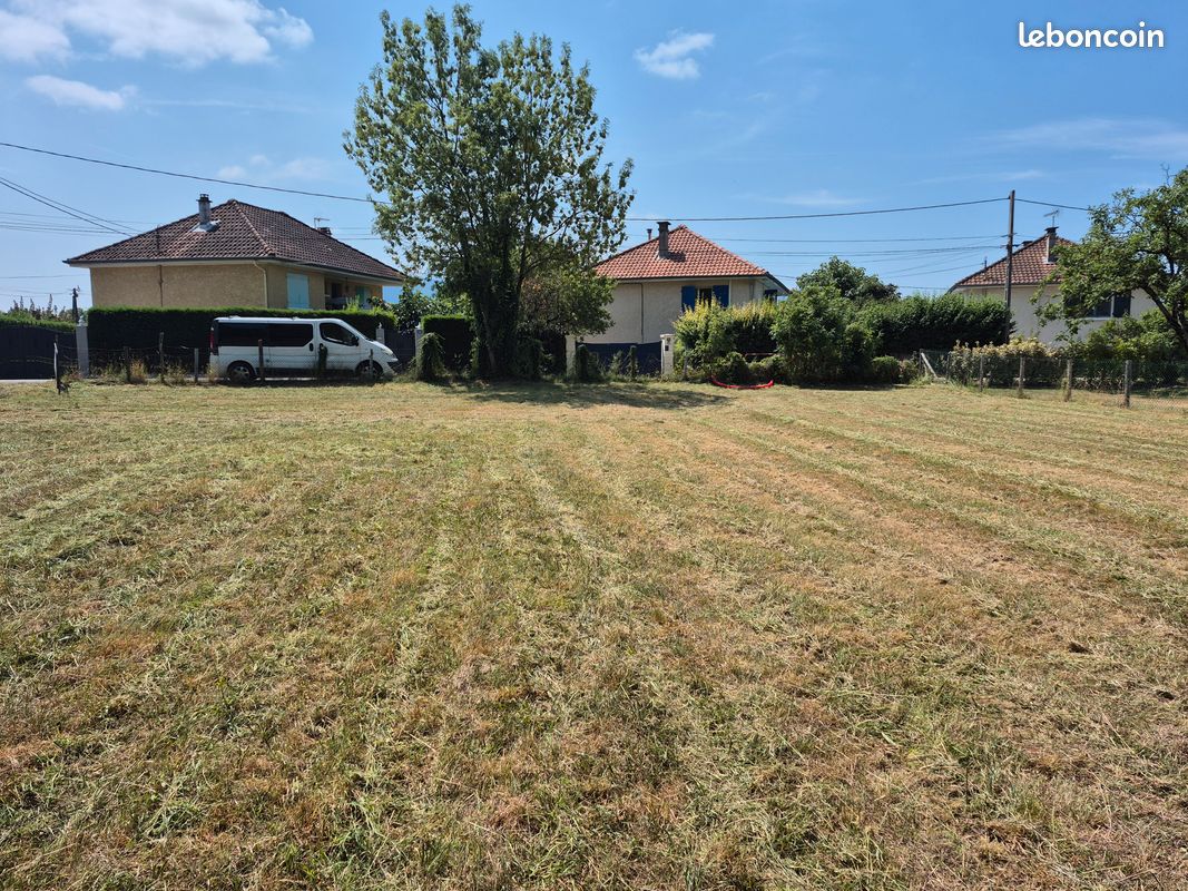 Voiron terrain de 600 m2 viabilisé · 155 000 €