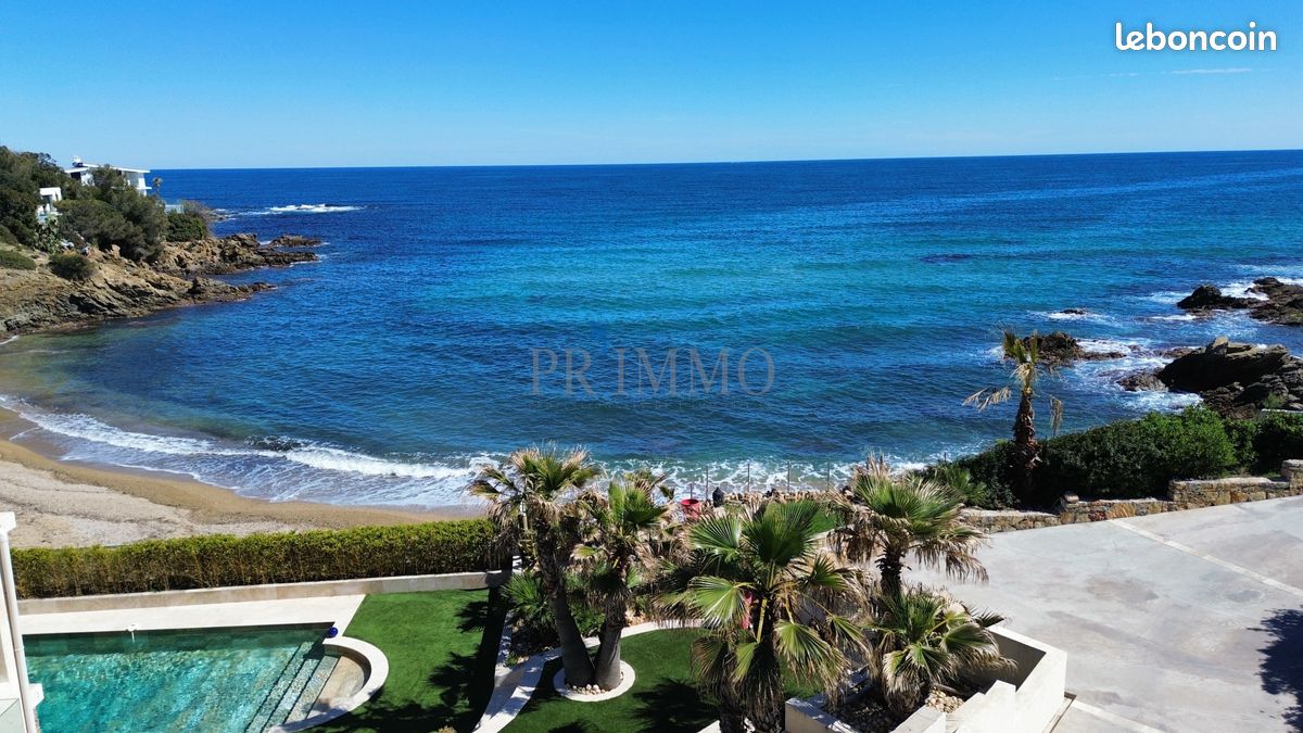 Maison 7 pièces 180 m² · à Fréjus · 180 m² · 3 995 000 €