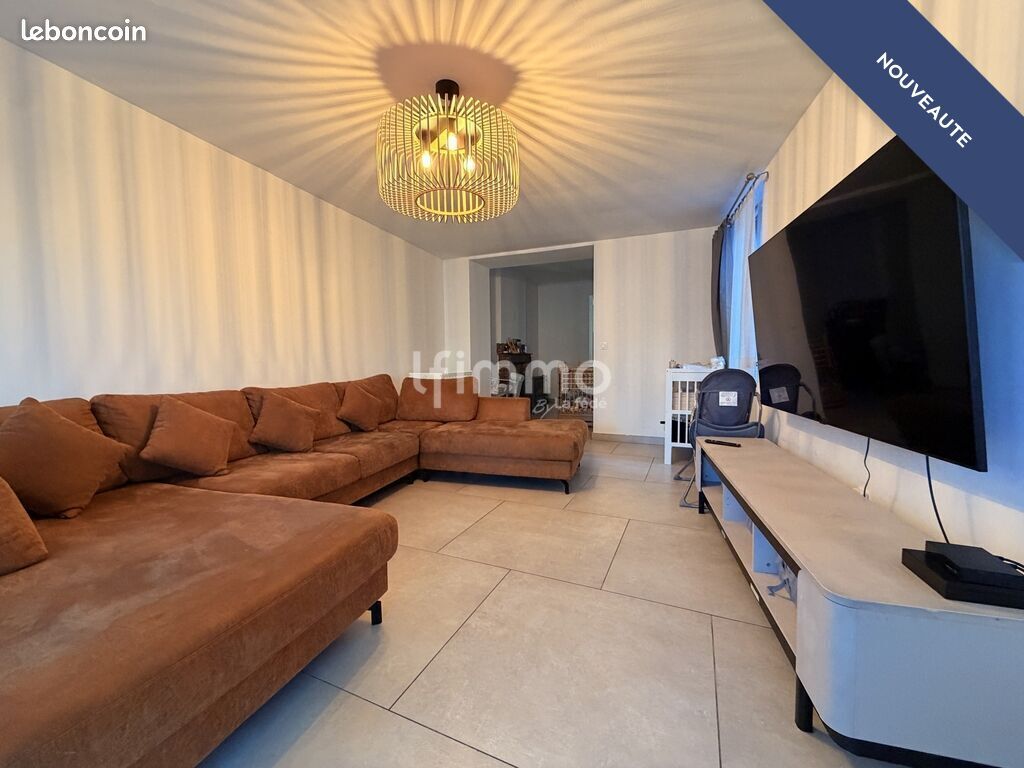 Maison 6 pièces 150 m² · à Crespin · 150 m² · 187 500 €