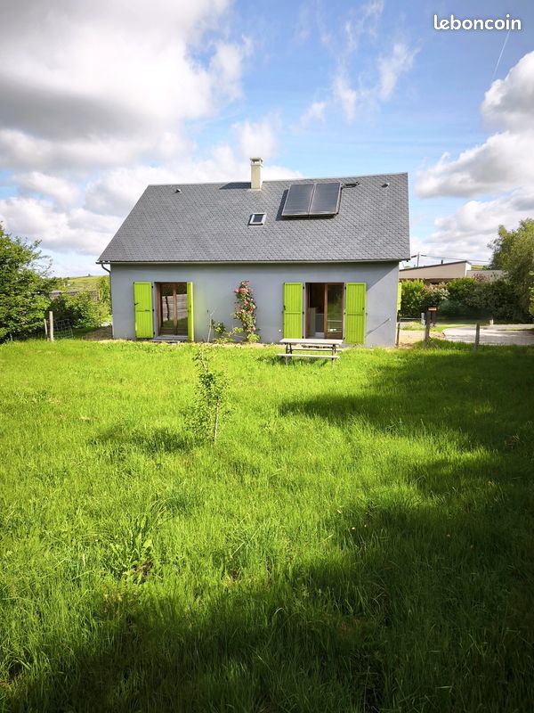Maison 4 pièces 118 m² · à Laguiole · 118 m² · 836 €/mois