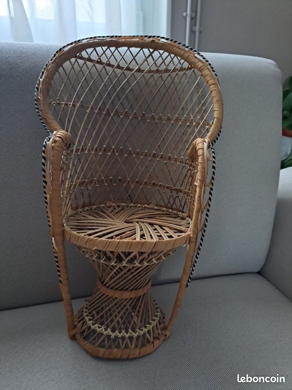 Fauteuil Miniature En Rotin Pour Poupée - Fait Main - Décoration Maison De Poupée