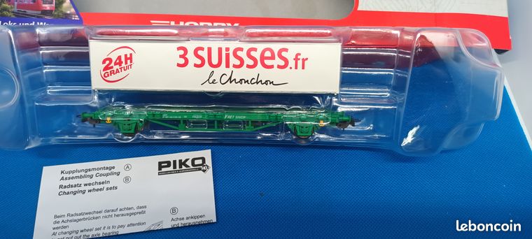 Wagon Plat PIKO HO - Porte-conteneur 3 Suisses - échelle HO