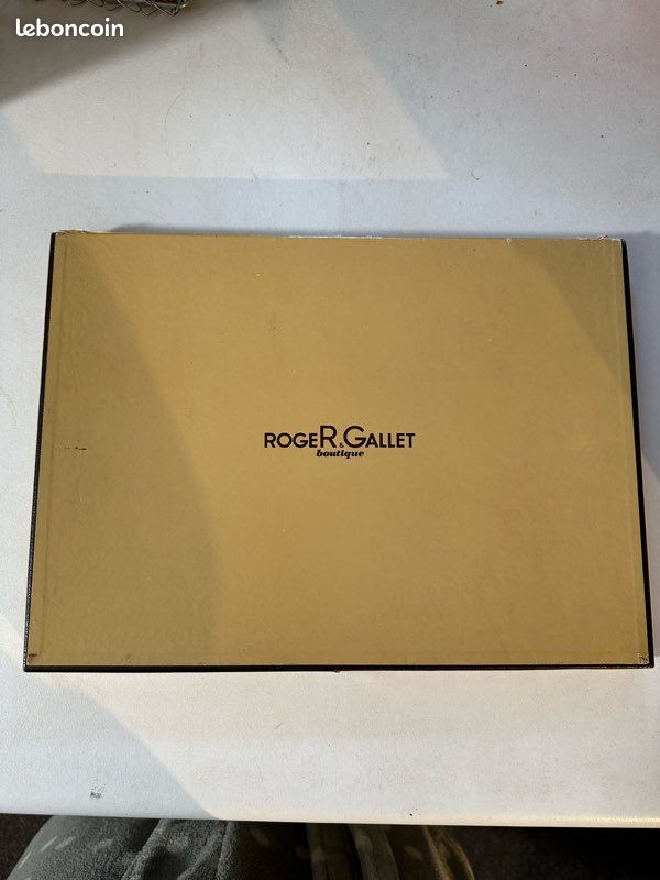 Carré de soie Roger Gallet vintage (image 2)
