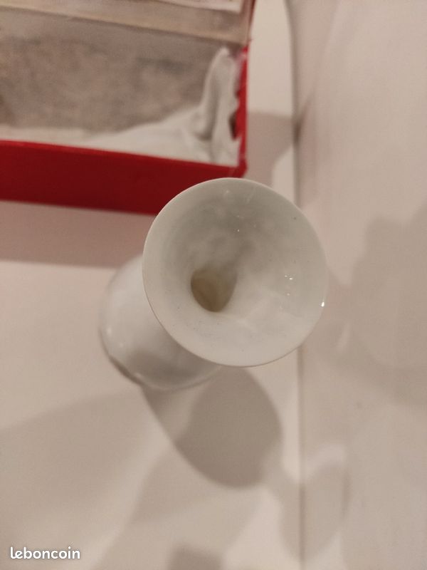 Ancien vase chinois porcelaine coquille d'oeuf avec son étui (image 3)