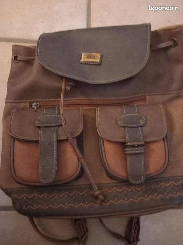 Vend sac à dos vintage (image 1)