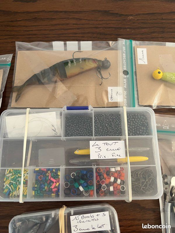 Petit Lot De Matériel De Pêche - 20€ - Occasion - Voir Photos