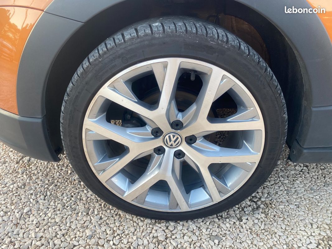 Volkswagen POLO CROSS 1.2 TSI (image 12)