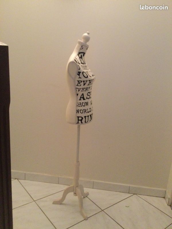 Buste de couturière (image 2)